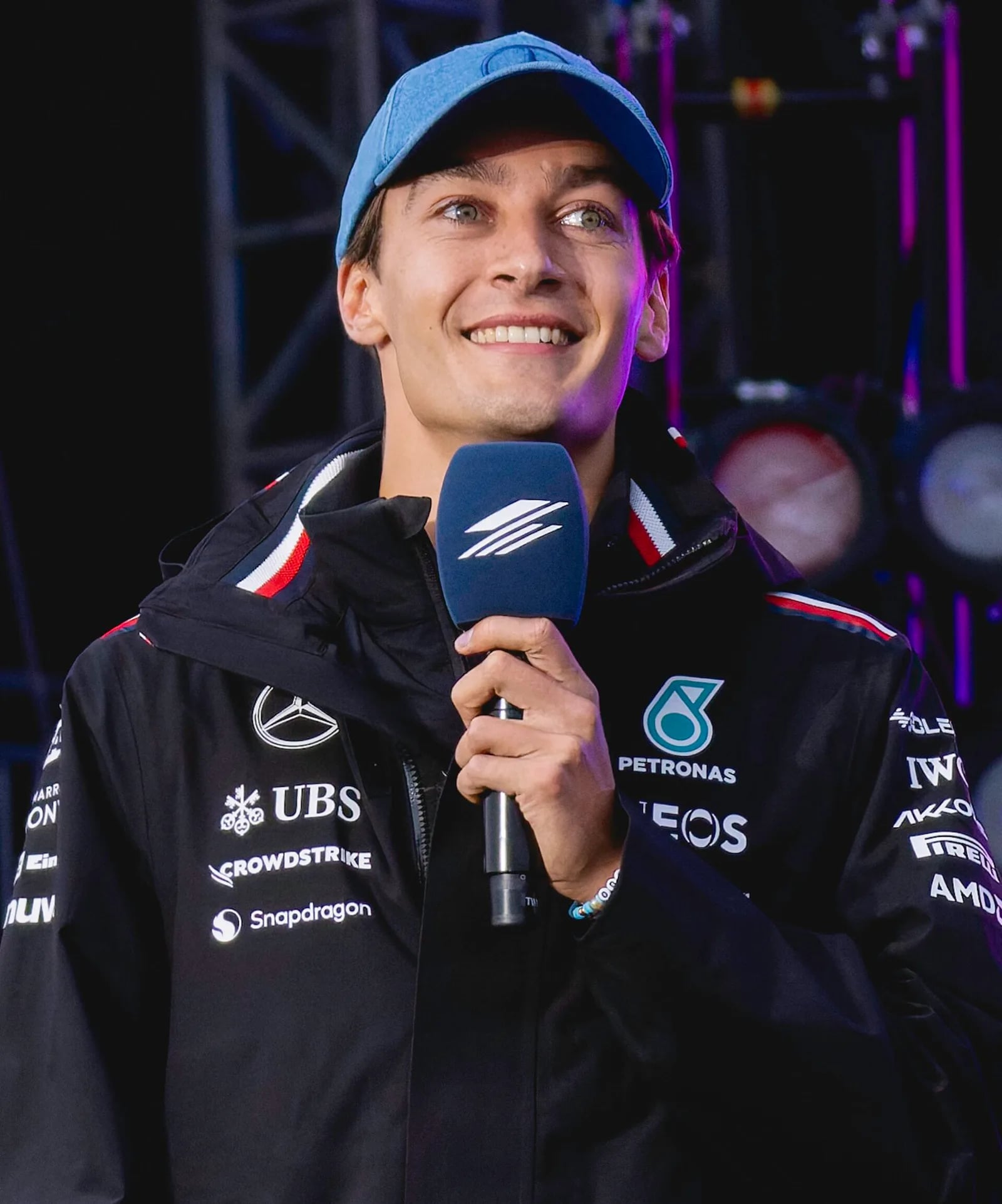 Russell Dominates Azerbaijan GP Qualifying as Antonelli Crashes to 16th