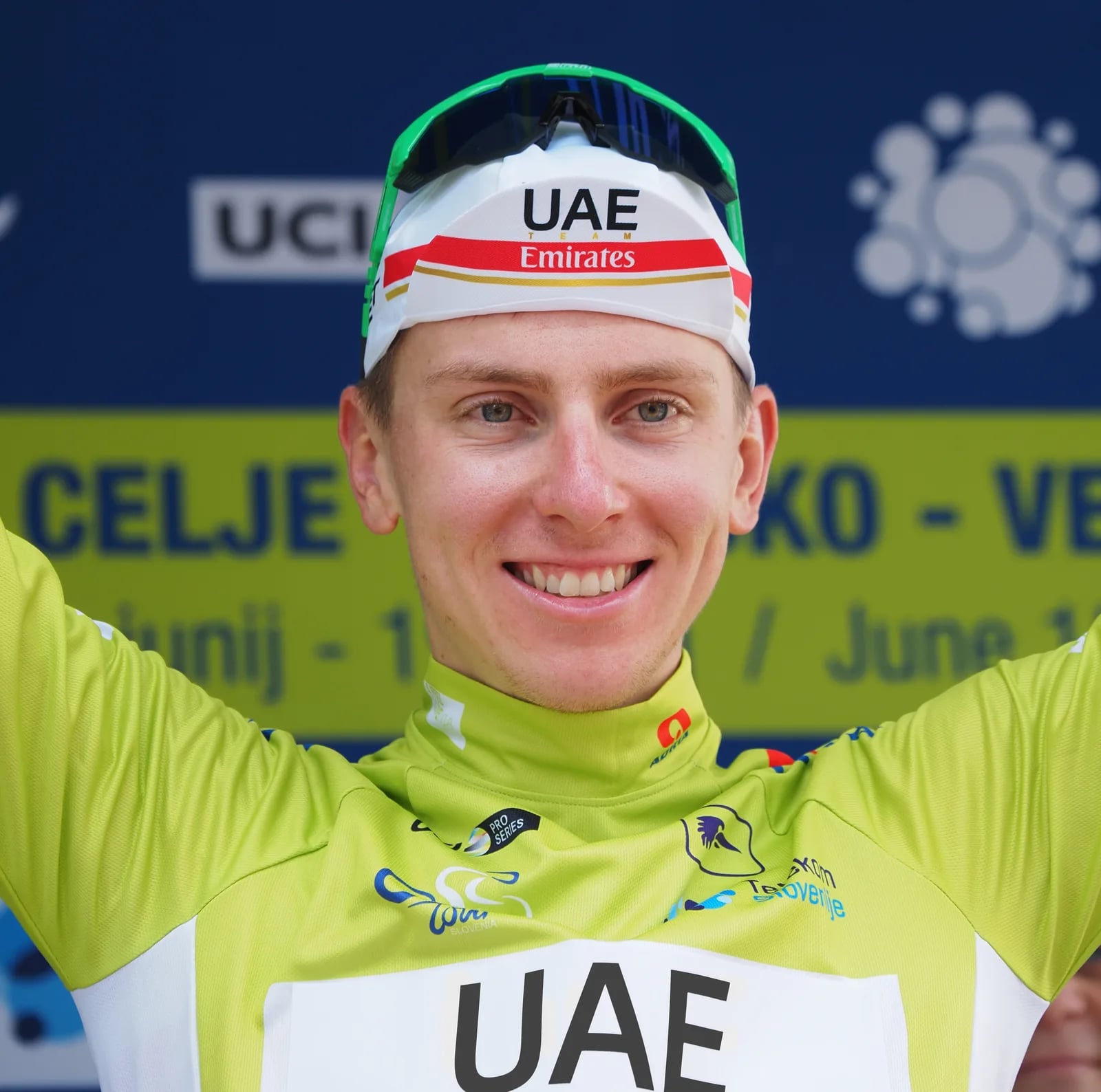 Pogačar dismantles the field with devastating solo raid in Andorra to win Vuelta stage 4