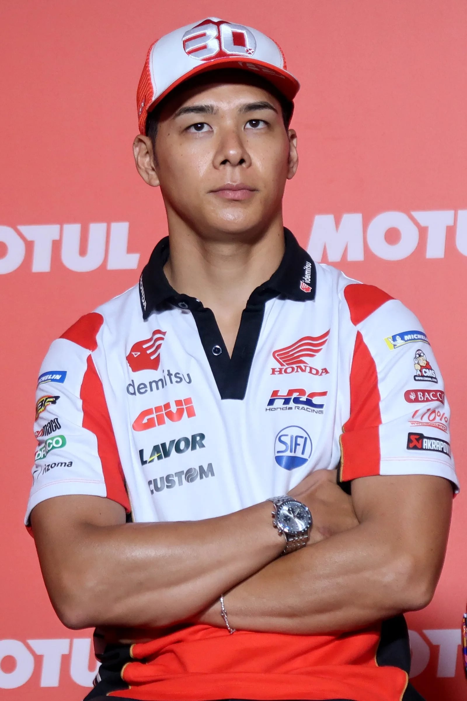 Nakagami out of home MotoGP wildcard after collarbone fracture in Motegi FP1 crash