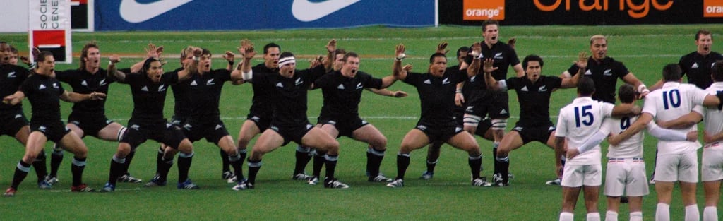 South Africa Beat New Zealand 33-26 in Cape Town to Level Series 1-1