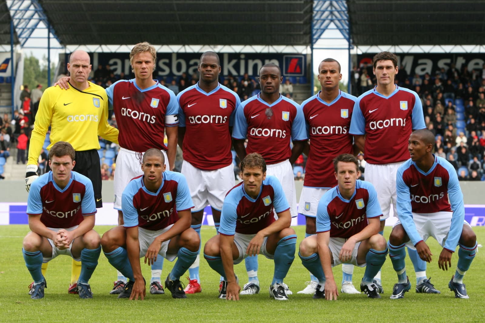 Aston Villa, ufficiale Manzambi: acquisto record da 59,5 milioni di sterline